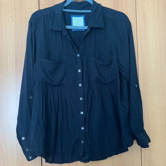 Black button down long sleeve - Picture 1 of 3